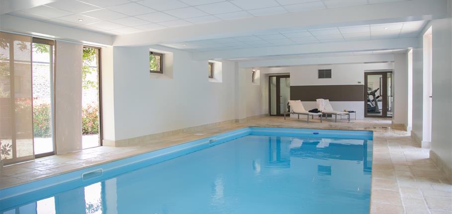 Piscine chauffée intérieure les "Dames de Nage" près de Vannes