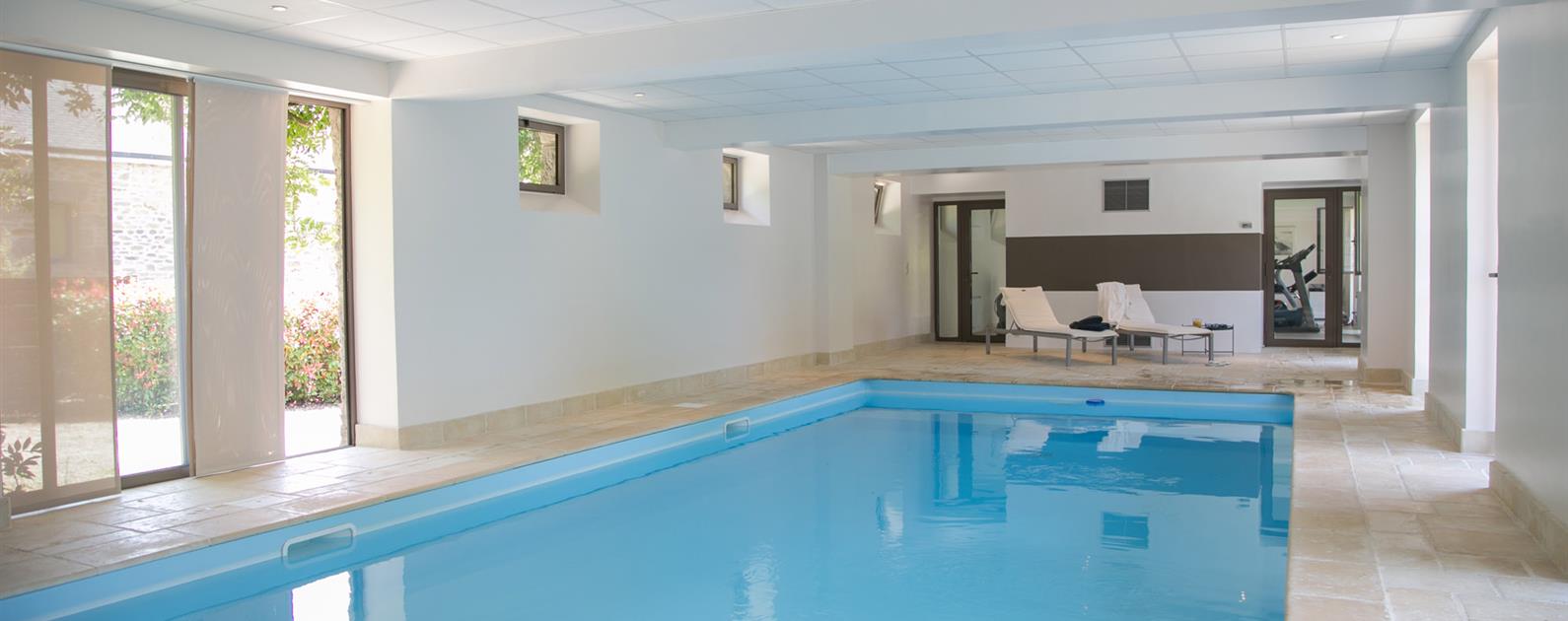 Piscine chauffée intérieure les "Dames de Nage" près de Vannes